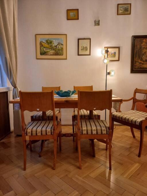 Apartamenty - Mi Stare Miasto วอร์ซอ ภายนอก รูปภาพ