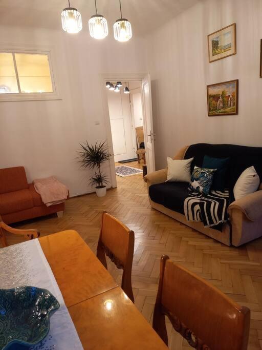 Apartamenty - Mi Stare Miasto วอร์ซอ ภายนอก รูปภาพ