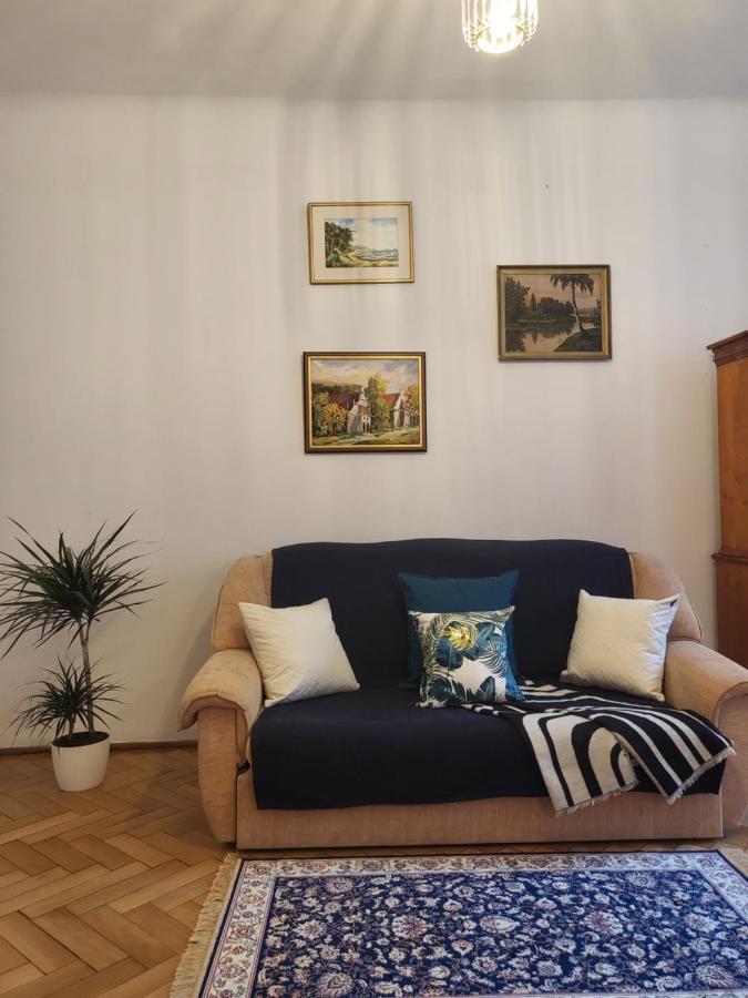 Apartamenty - Mi Stare Miasto วอร์ซอ ภายนอก รูปภาพ